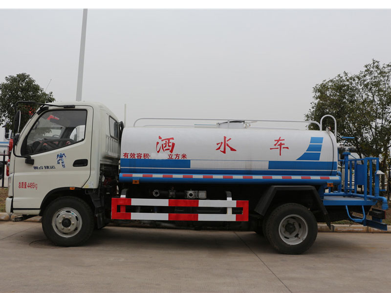 福田奥铃（6方）洒水车