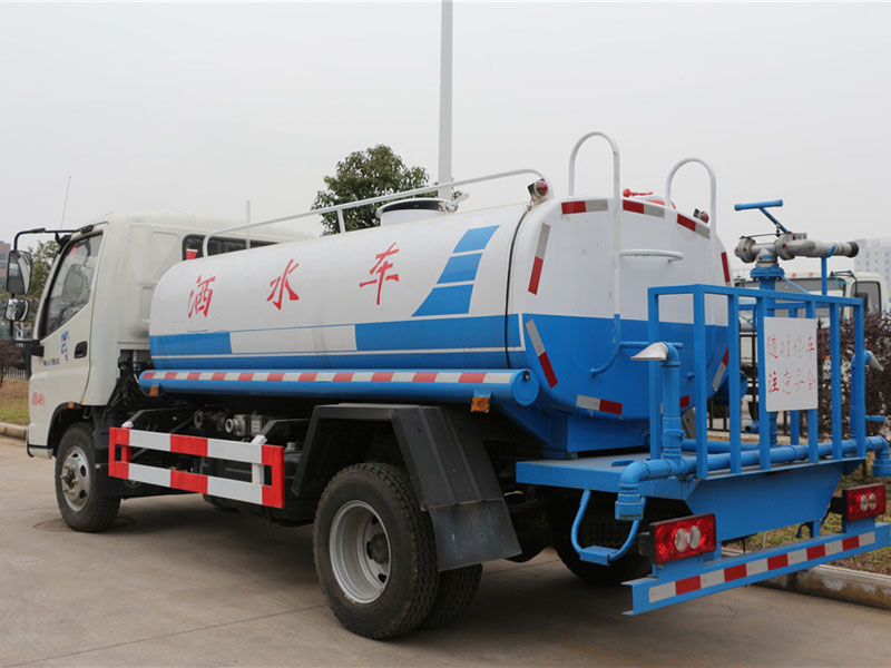 福田奥铃(6方)洒水车
