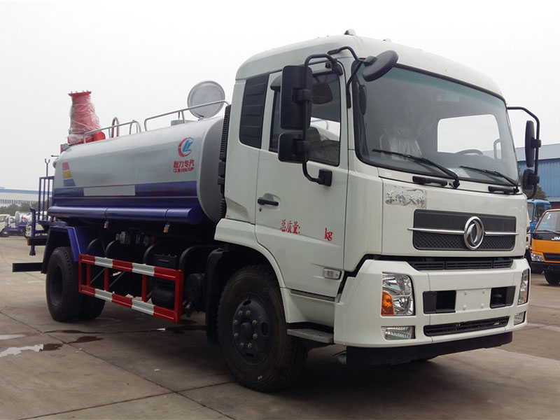 东风天锦（12方）雾炮洒水车