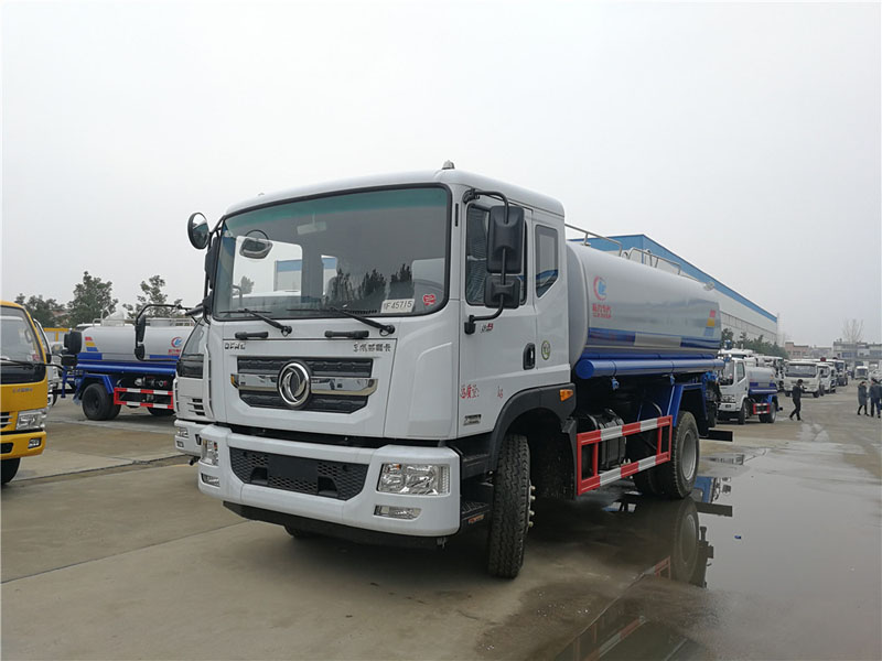 东风多利卡D9（12方）洒水车