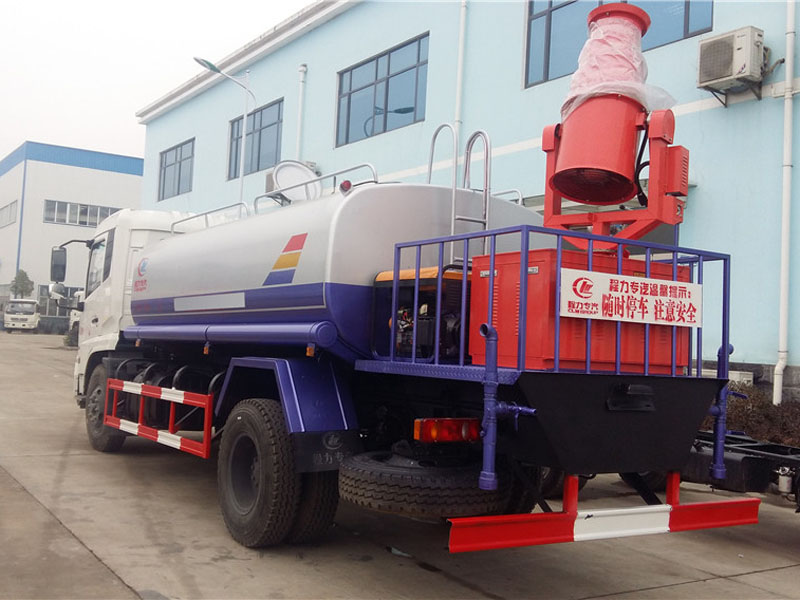 东风天锦（12方）雾炮洒水车