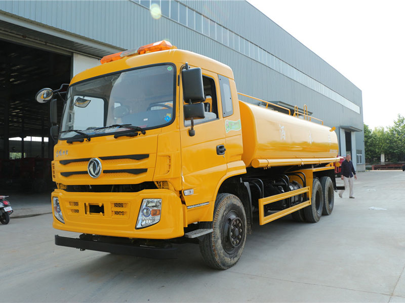 东风特商（20方）洒水车