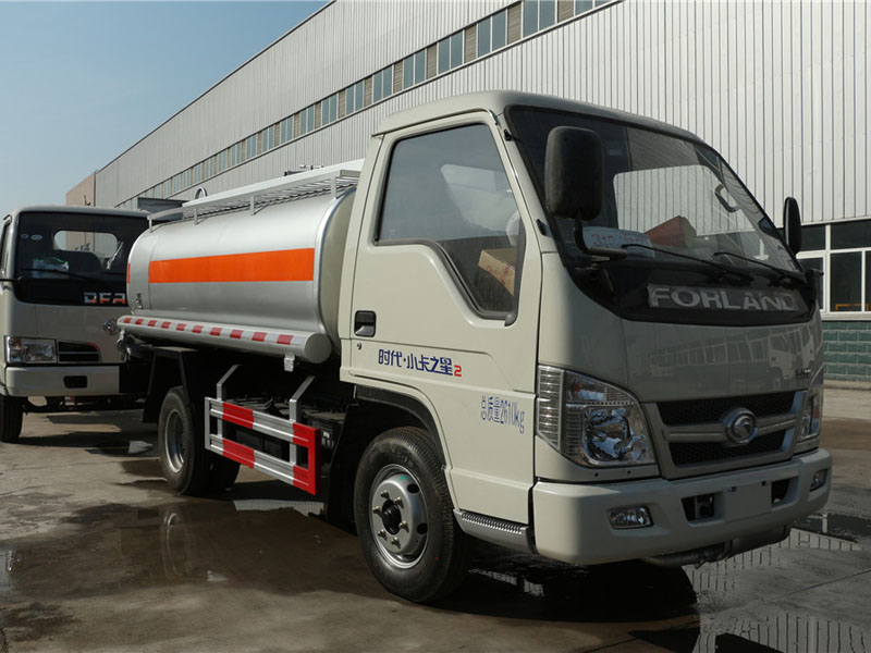 福田3方不上户加油车