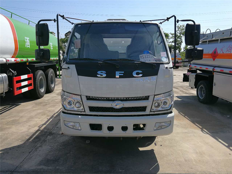 时风2.5方加油车