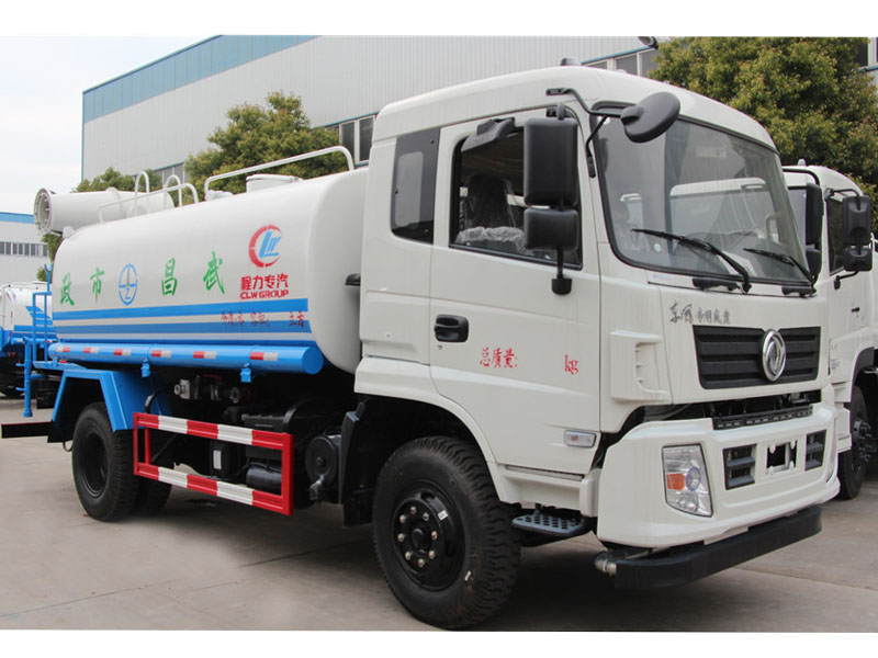 东风专底（12方）雾炮洒水车