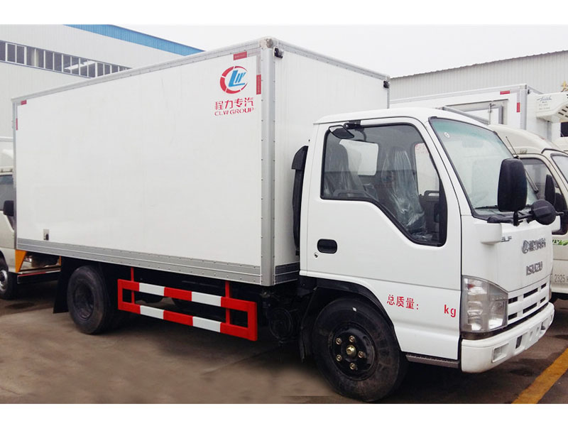 五十铃CLW5040XLCQ5型冷藏车