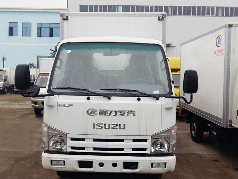 五十铃CLW5040XLCQ5型冷藏车