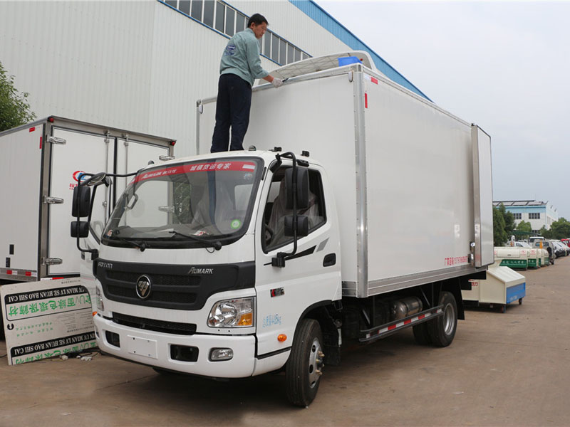 福田欧马可BJ5129XLC-A2型冷藏车