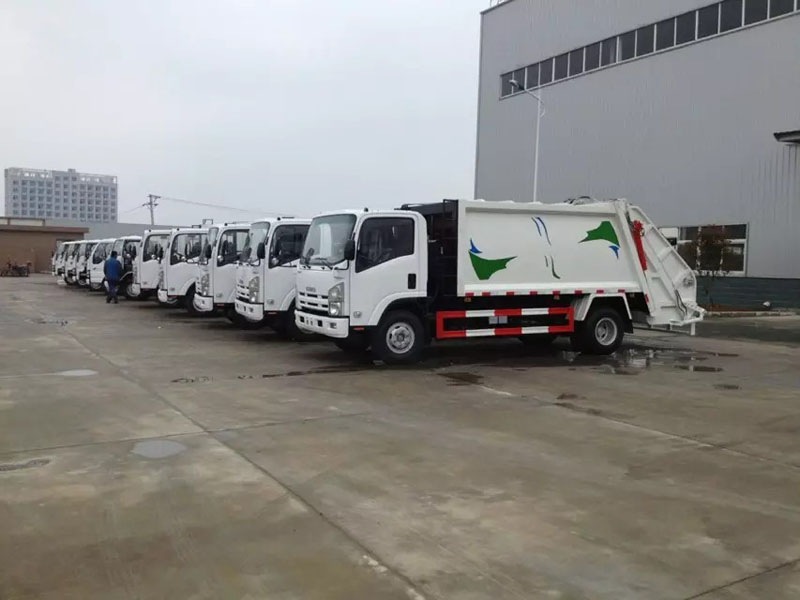 五十铃（5方）压缩式垃圾车