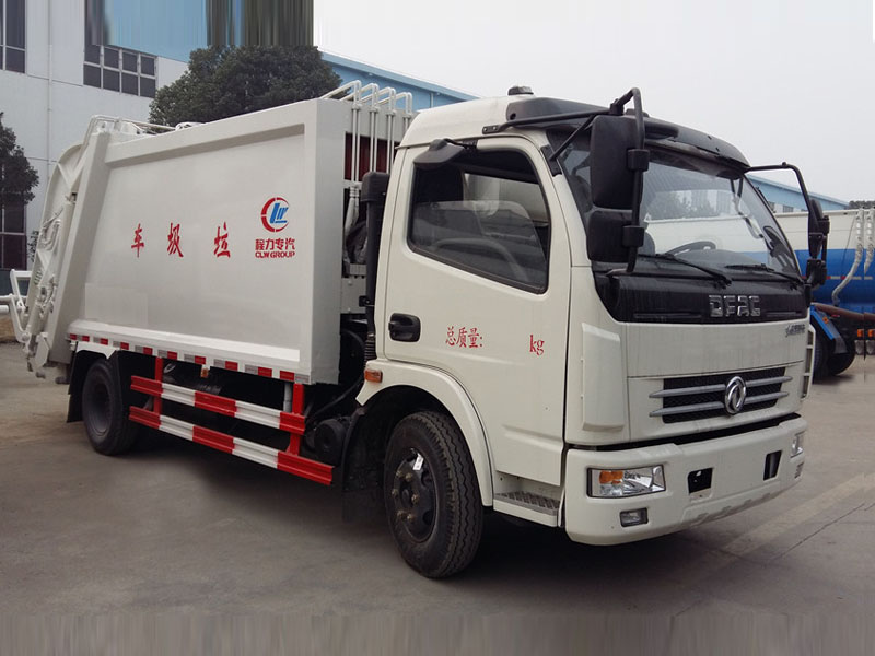 东风多利卡(8方)压缩式垃圾车