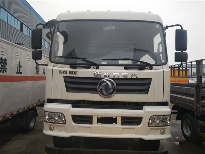 东风御龙后双轮18方压缩垃圾车