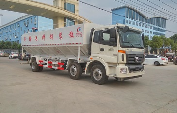 欧曼三轴CLW5252ZSLD5型散装饲料运输车