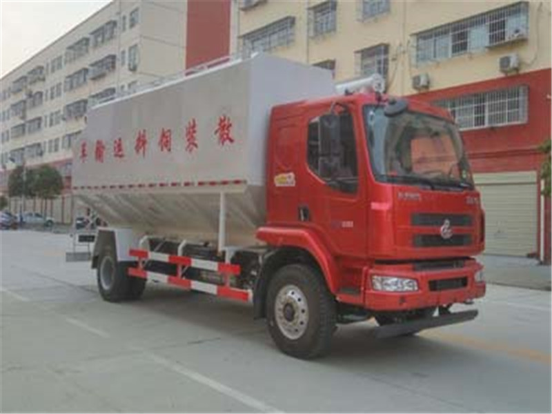 柳汽乘龙CLW5180ZSLL5型散装饲料运输车