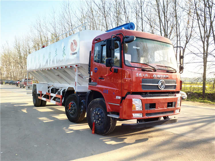 天锦三轴30立方散装饲料运输车
