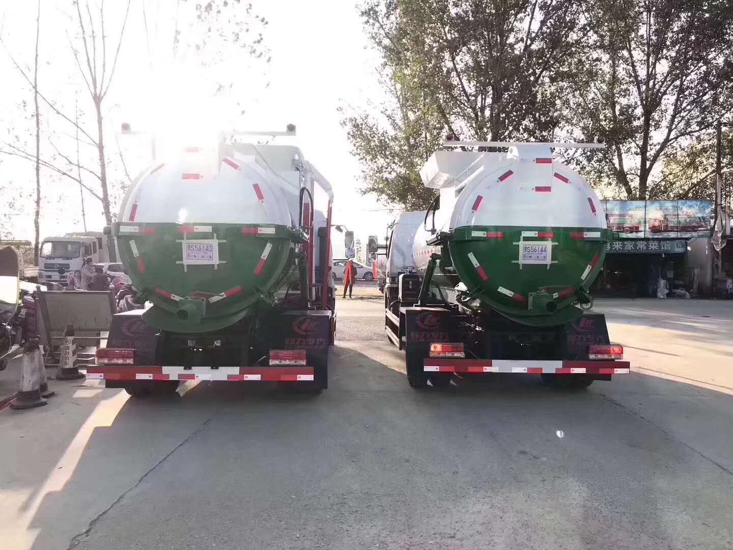 东风7吨罐式餐厨垃圾车