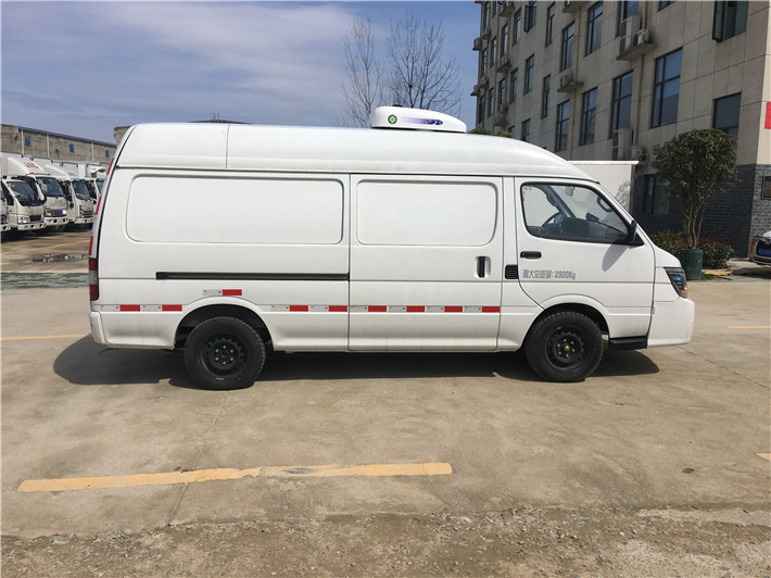 金杯海狮面包冷藏车配置参数