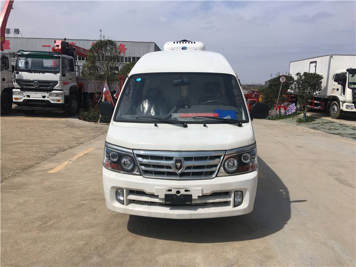 金杯海狮面包冷藏车配置参数