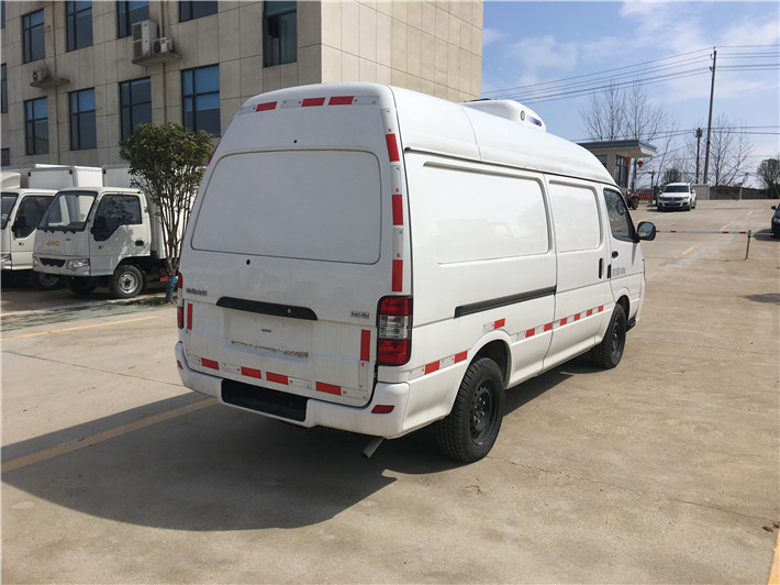 金杯海狮面包冷藏车配置参数