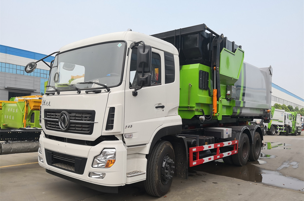 东风天龙勾臂配（18立方）压缩垃圾箱