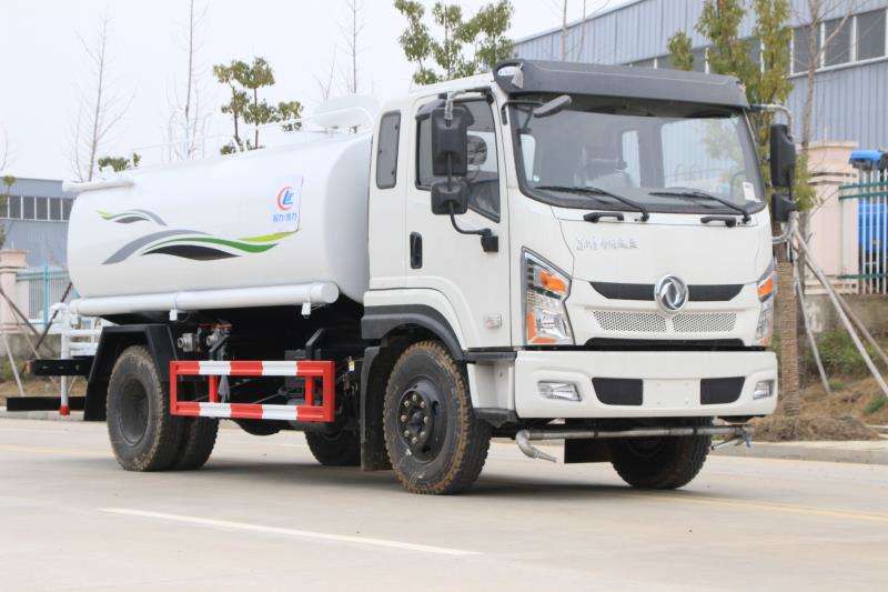 东风新款12吨洒水车
