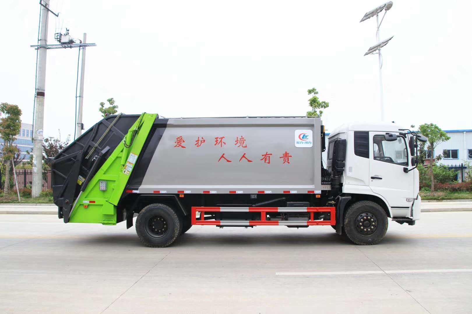 东风天锦14立方压缩垃圾车