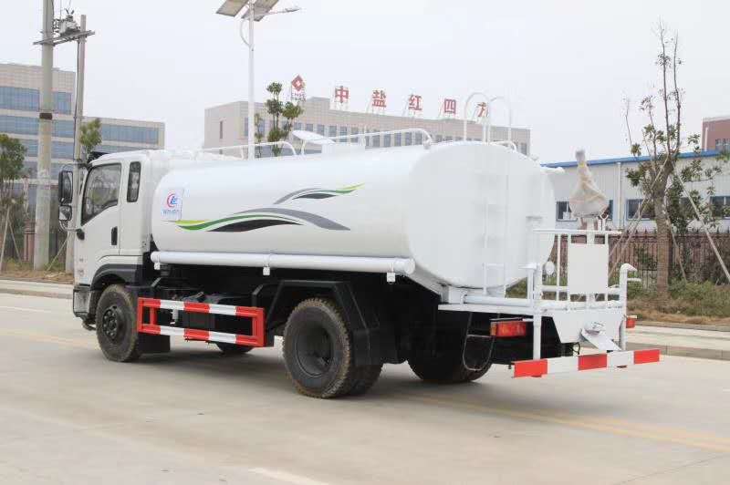 东风新款12吨洒水车