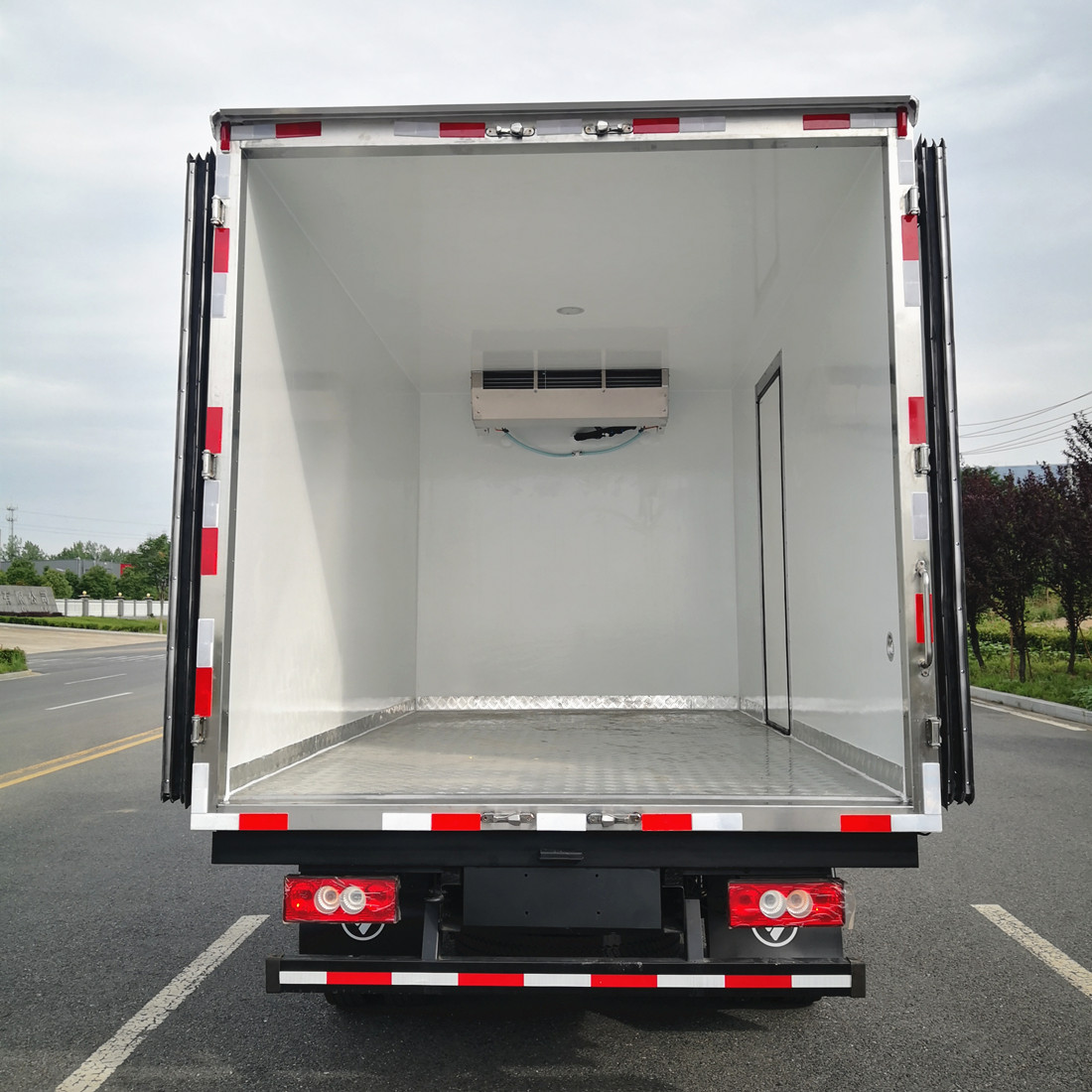 福田欧马可S1冷藏车