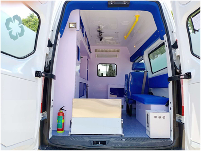 福特全顺中轴中顶汽油版负压救护车