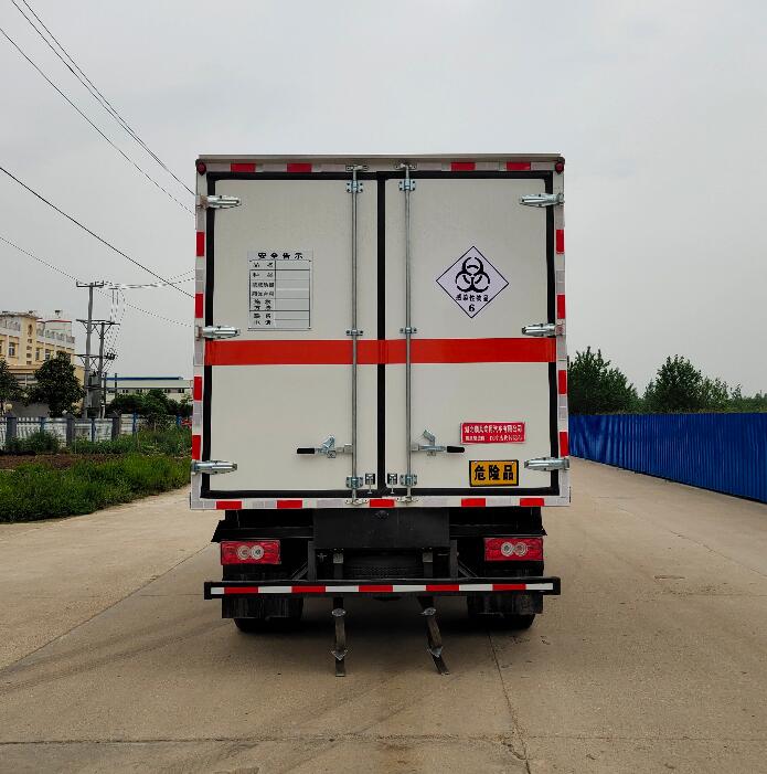 SFZ5082XYYB6型医疗废物转运车