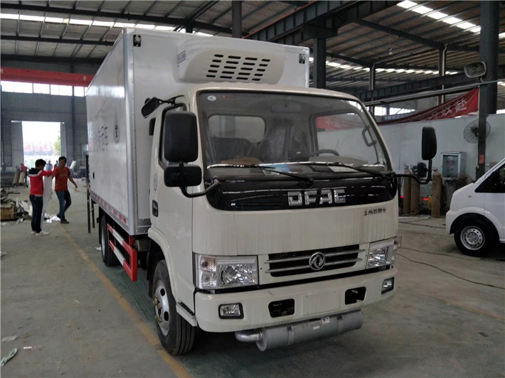 东风多利卡医疗废物转运车