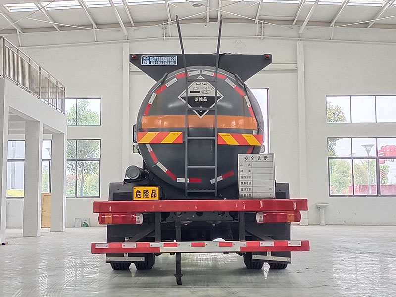 程力牌CL5180GFWC6型腐蚀性物品罐式运输车