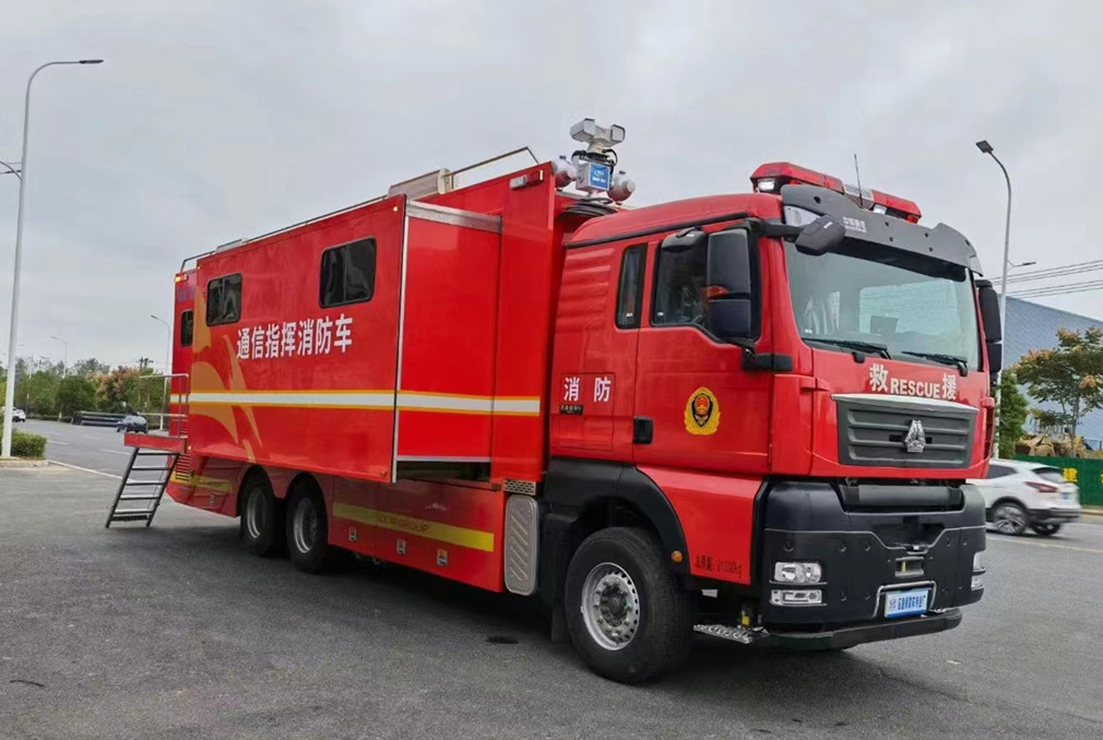 汕德卡5G通讯指挥车