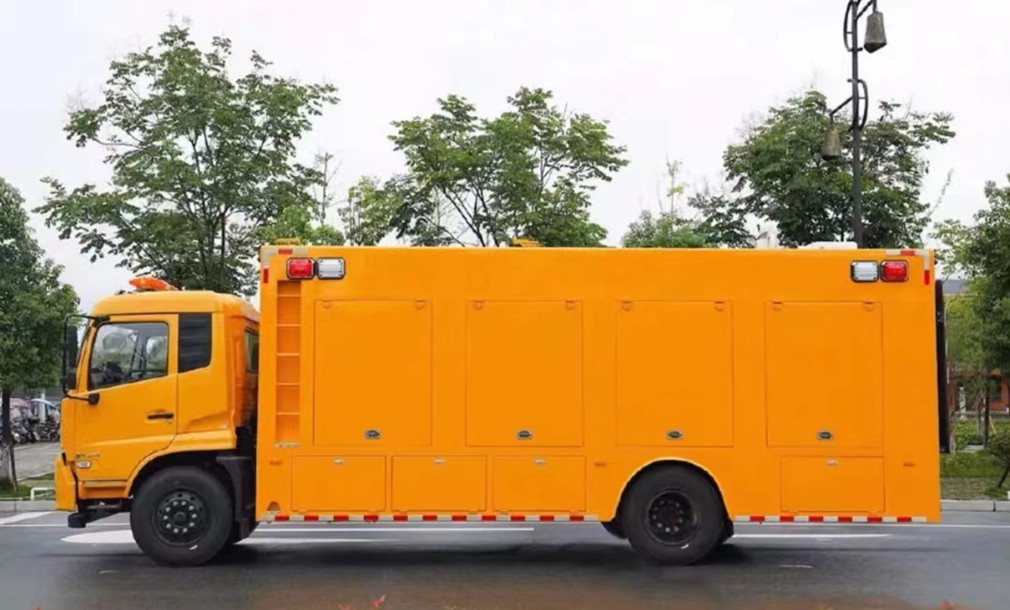 东风天锦3000立方排涝救险车