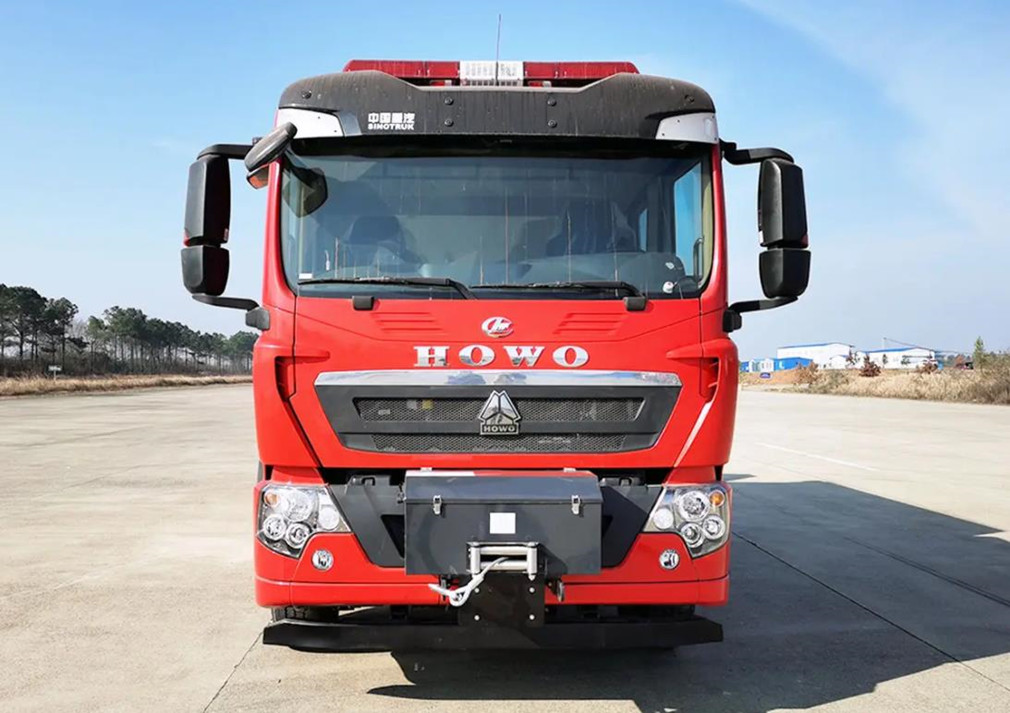 重汽抢险救援消防车