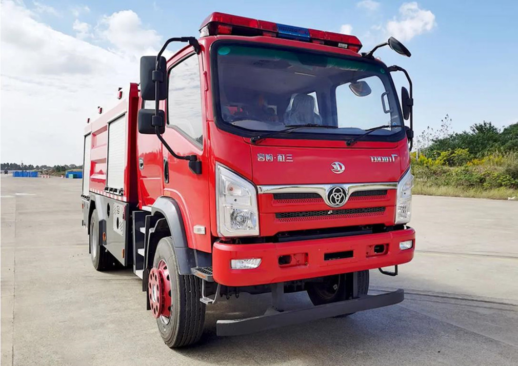 三环4×4四驱森林消防车