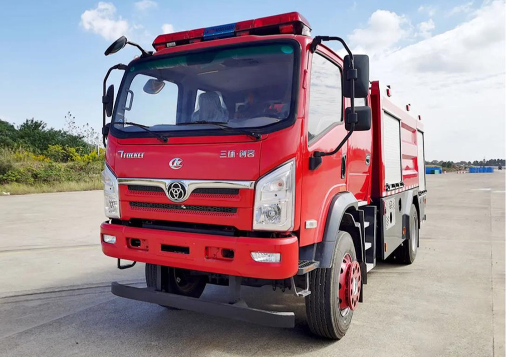 三环4×4四驱森林消防车