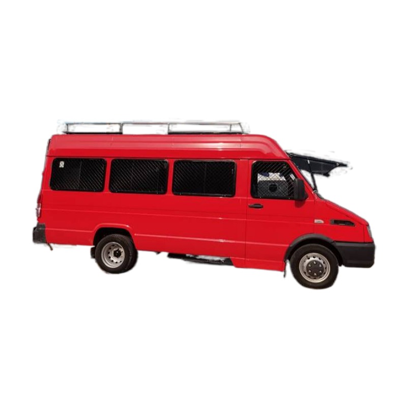 依维柯国六运兵车