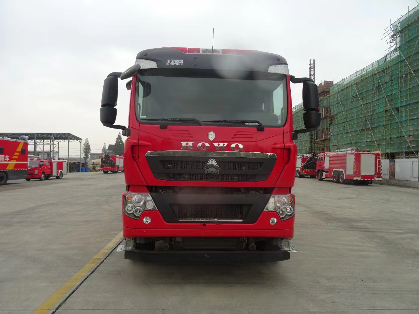 重汽25吨水罐/泡沫消防车