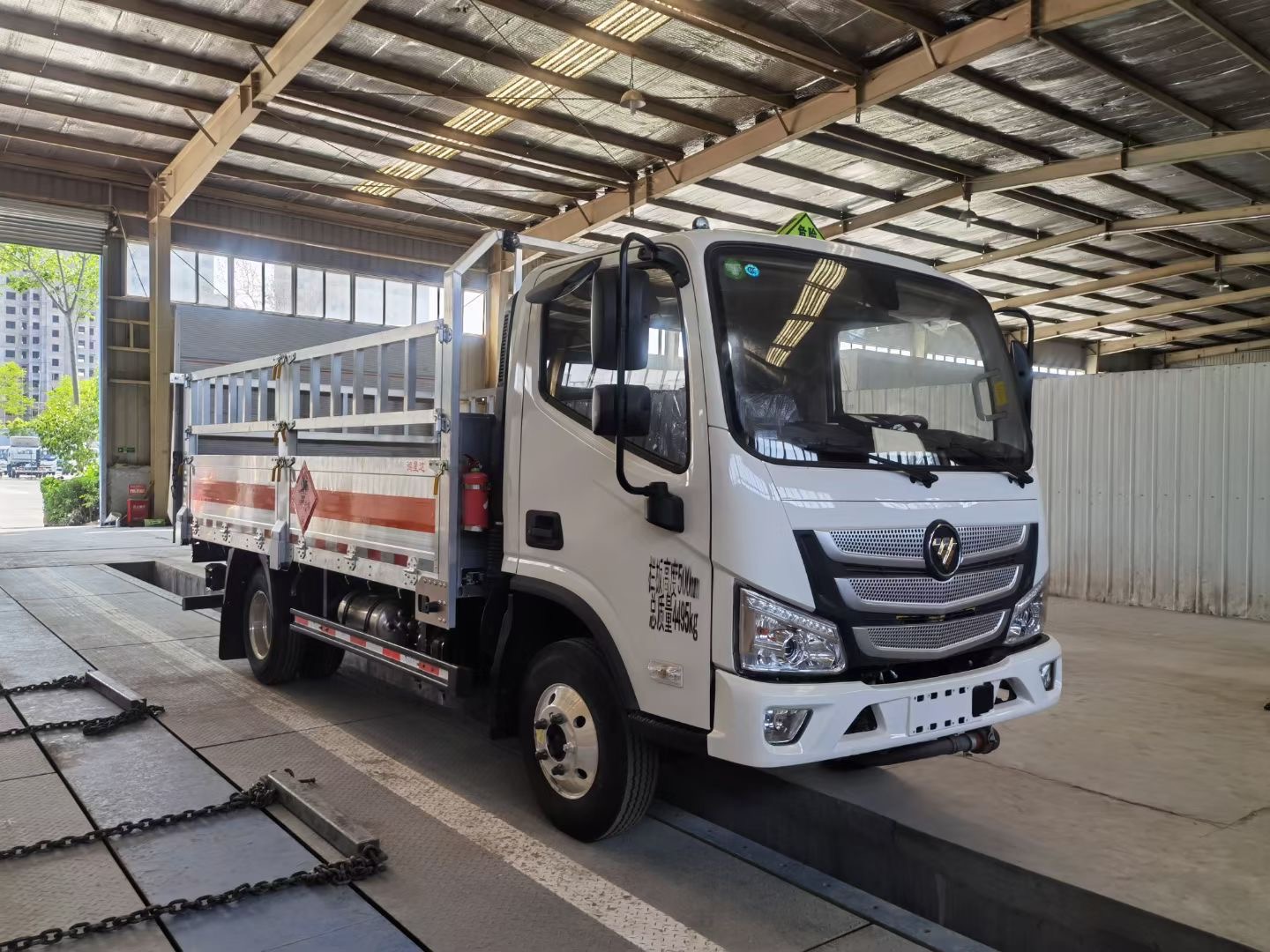 欧马可康机蓝牌气瓶运输车