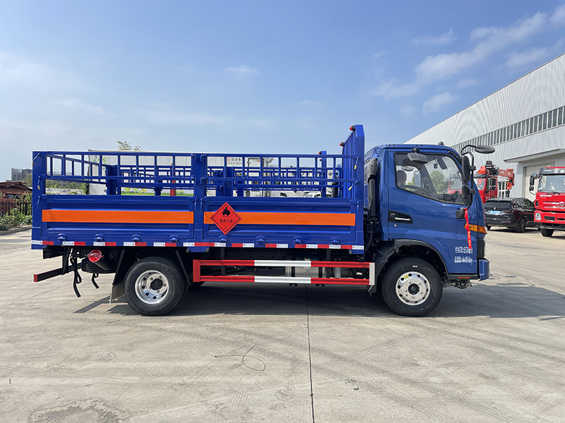 江淮蓝牌4.1米气瓶运输车