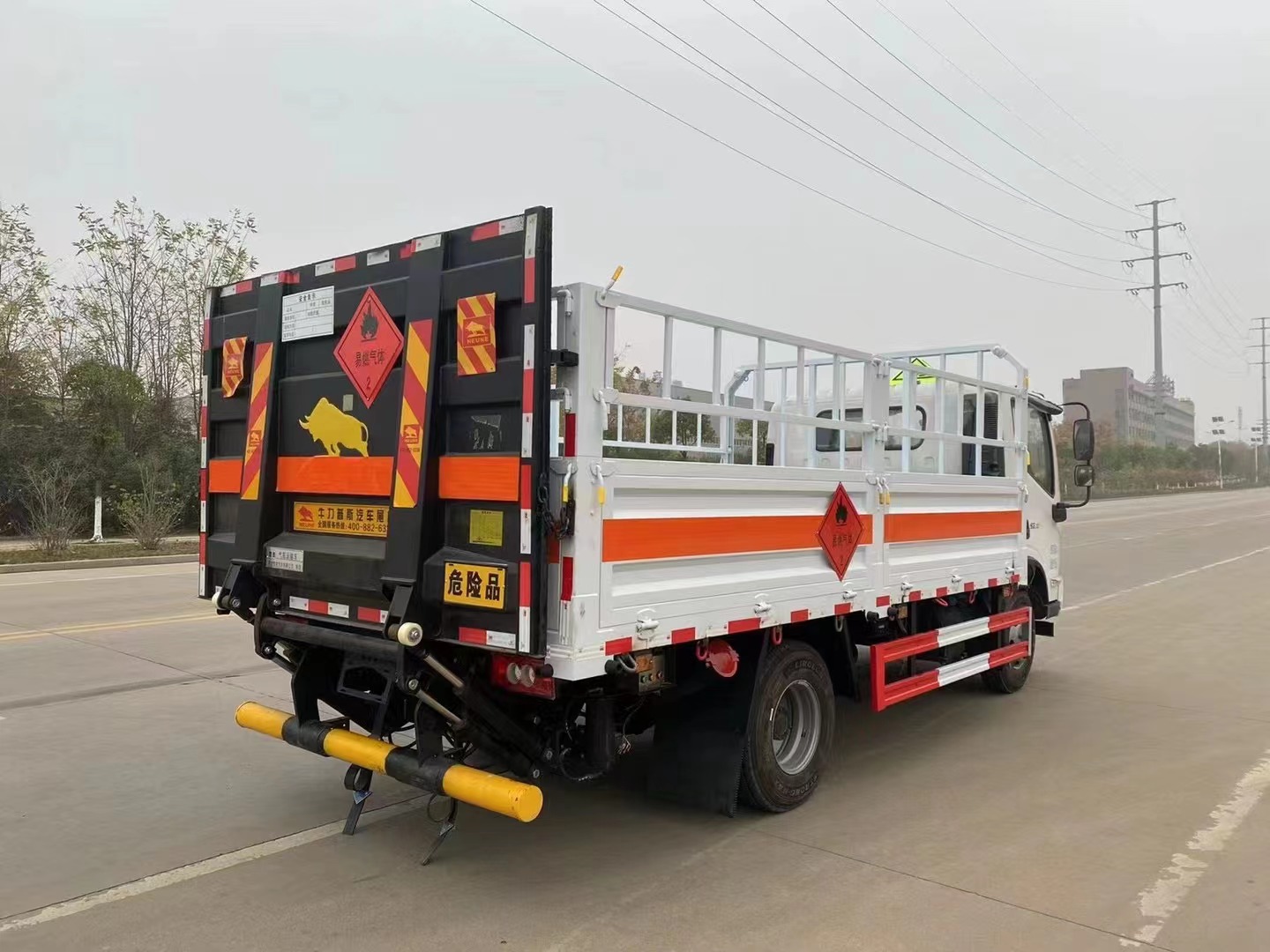 福田欧马可4米3气瓶运输车