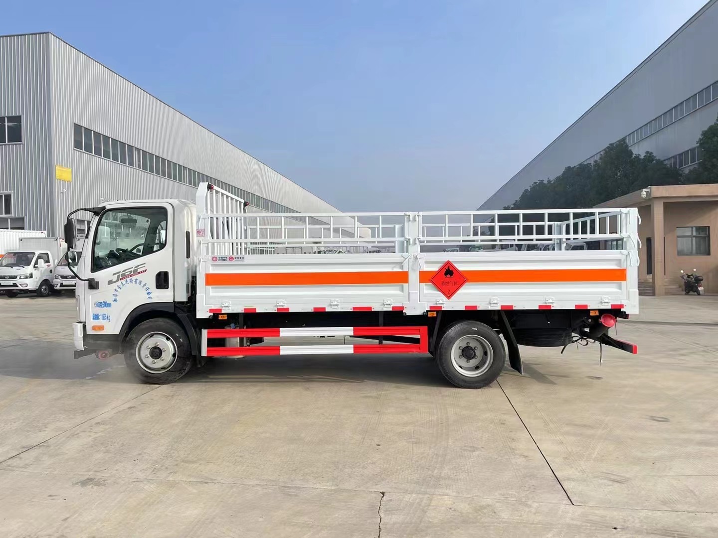 解放5.2米气瓶运输车/7.55吨