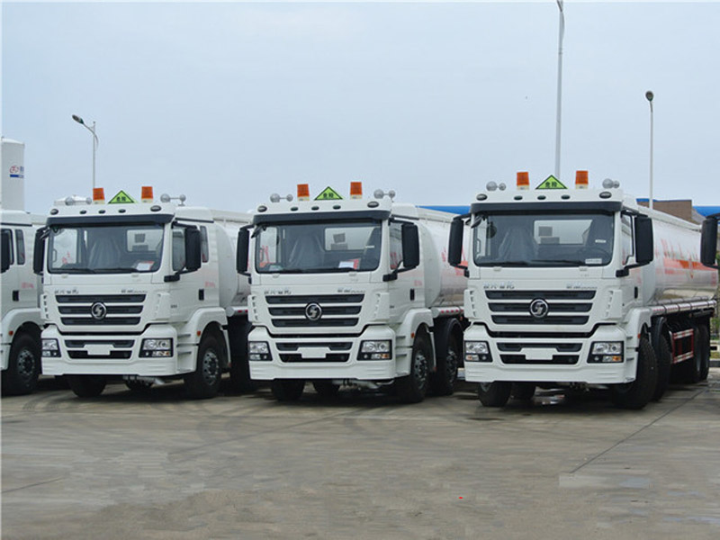 大运石化订购8台陕汽前四后八运油车