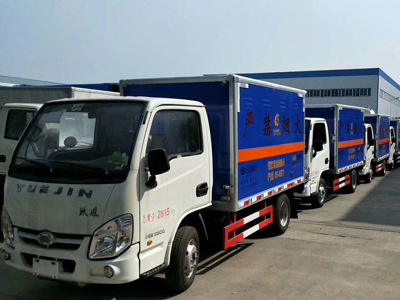 宁夏龙江燃气公司采购跃进易燃气体箱式车