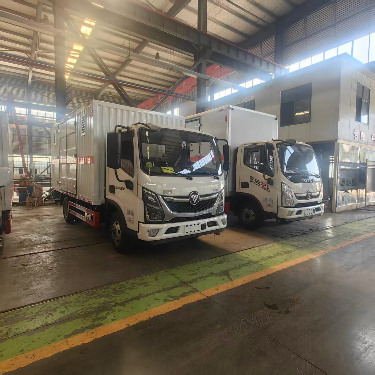 福田奥铃国六蓝牌172马力危险品车批量发车