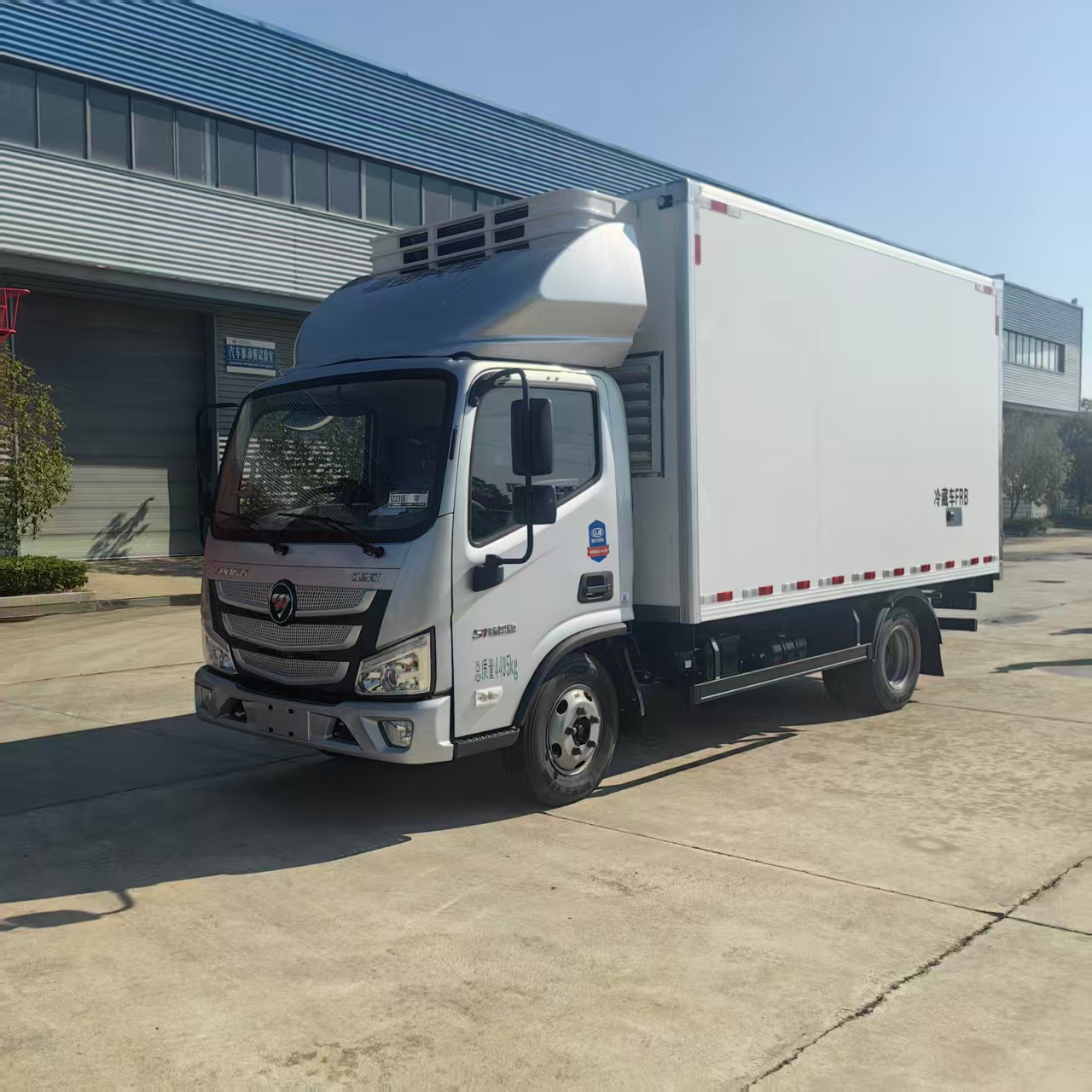 福田欧马可国六带导轨带一体机冷藏车