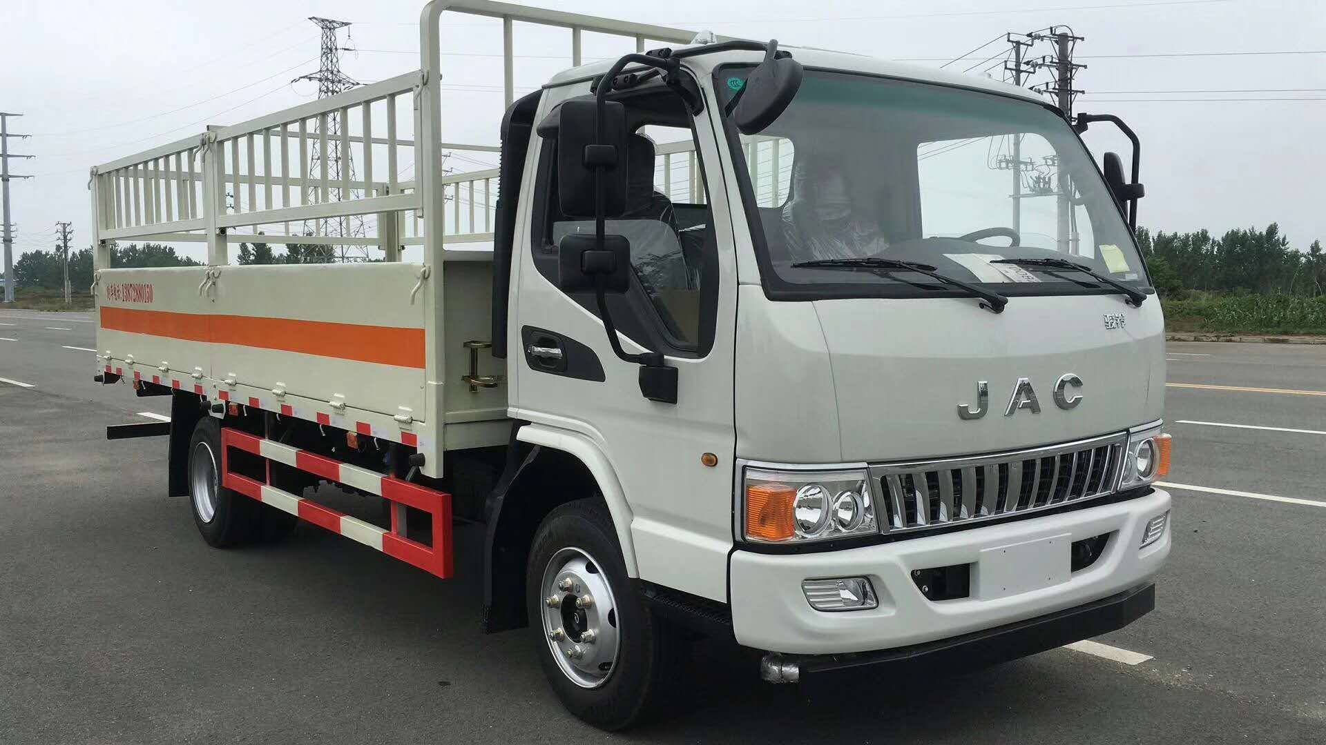 甘肃兰州肖总订购江淮骏铃气运输车