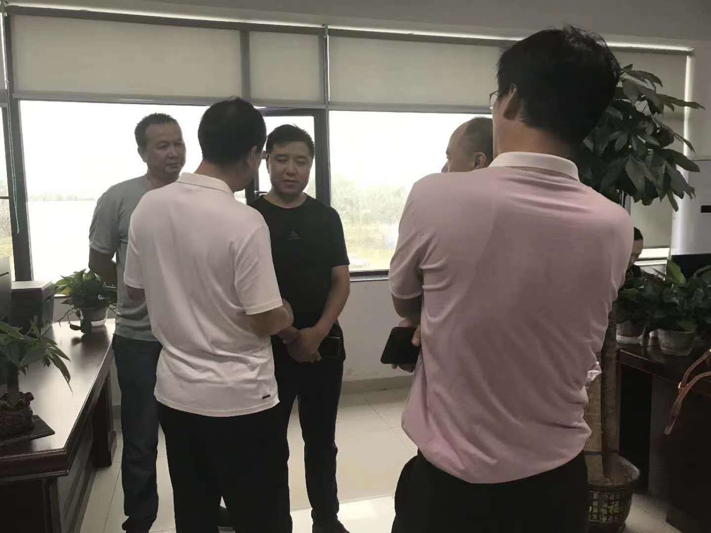 福田汽车集团副总经理莅临程力专汽指导工作