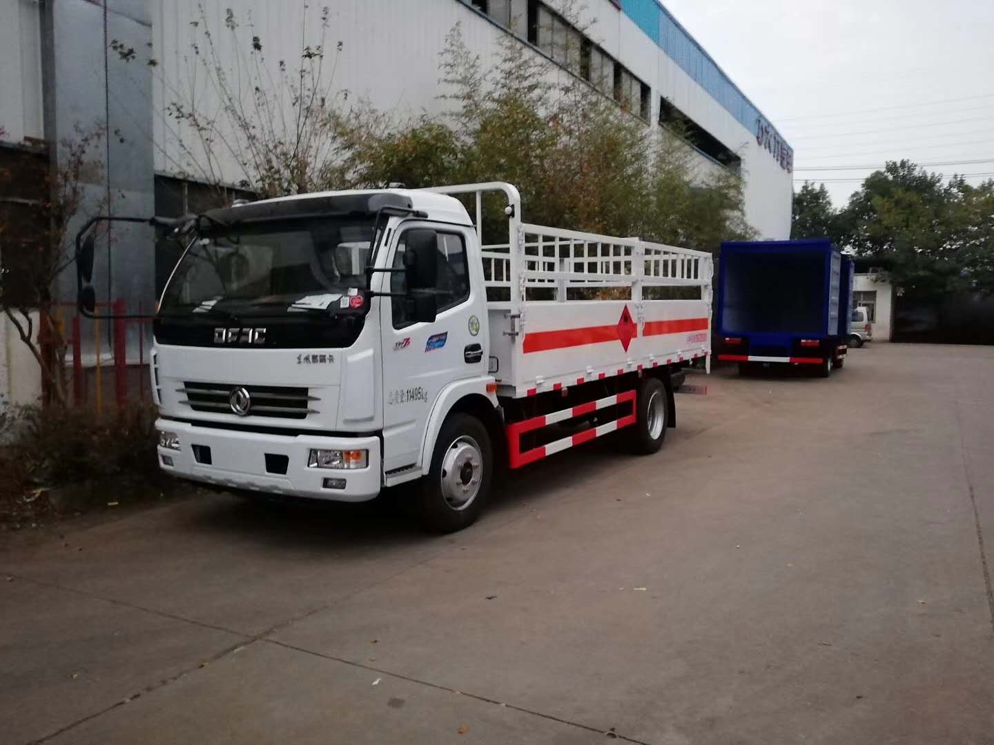 危险品车高速公路行驶须知