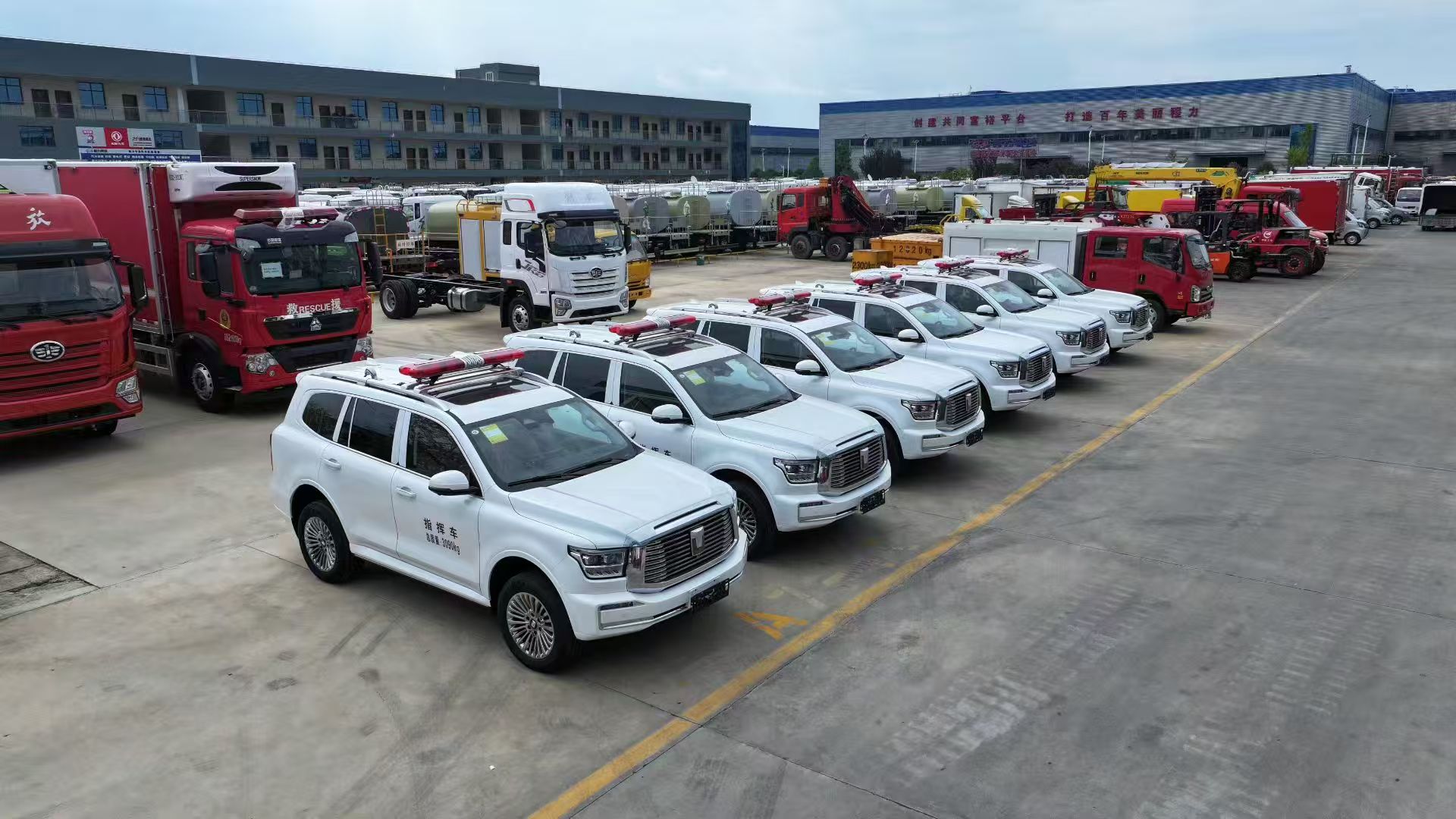 坦克500智驾SUV指挥车批量发车